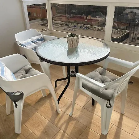 Estudio En Primera Linea De Playa * Фуэнхирола